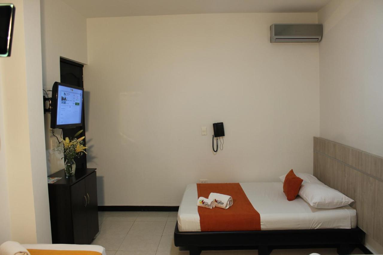 Hotel Cafeira เปเรย์รา ภายนอก รูปภาพ